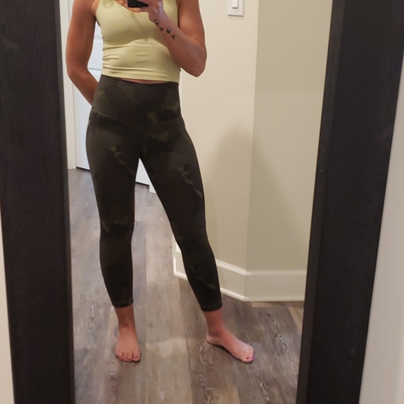 Lululemon Gator Palm Party WU Crop High Rise - Picture 5 of 7